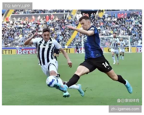 米兰客场防守稳固但破密防乏力，场均进球较主场下降