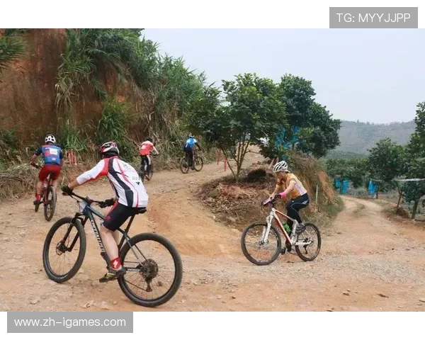 中国-越南“两国一赛道”国际自行车赛开赛，800名选手参与山地车与公路赛